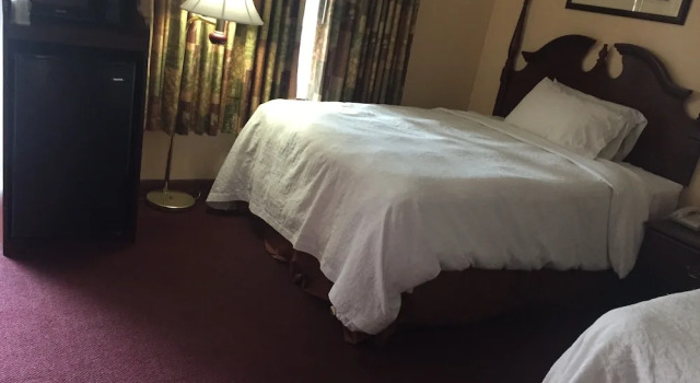Четырёхместный номер Standard Motel Town House