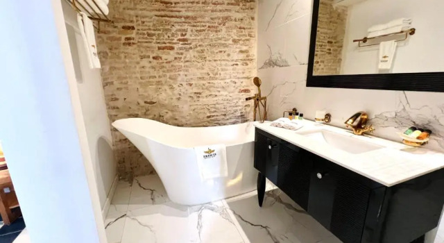 Двухместный номер Premium Anahita Boutique Hotel