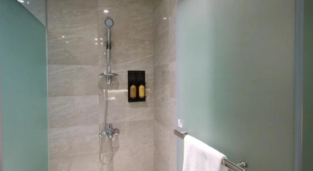 Четырёхместный номер Standard Rice Resort Hotel