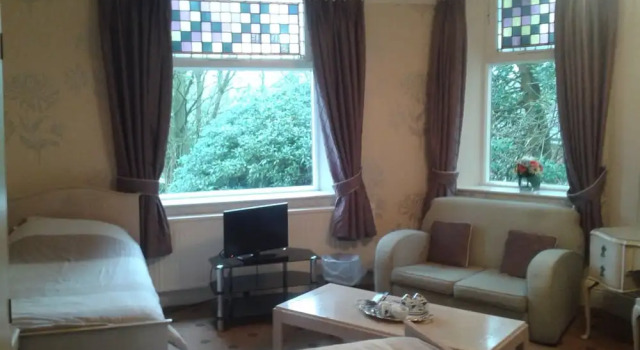 Двухместный номер Standard c 1 комнатой Oakfield Lodge Guest House Stockport