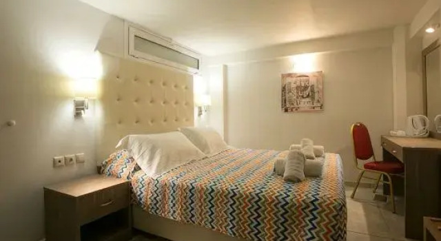 Номер Economy City Life Port Hotel