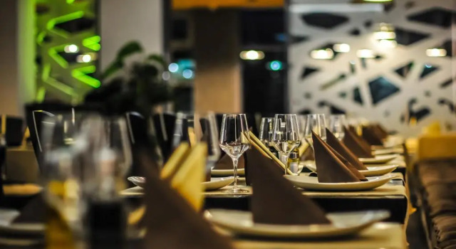 Hotel Aqua, Rezerwuj Hotel Târgu Jiu Gorj