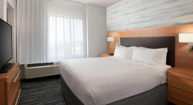 Четырёхместный люкс TownePlace Suites Oklahoma City Airport