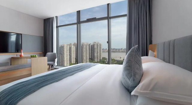 Двухместный номер Premier с видом на реку Pagoda Hotel Hangzhou Binjiang