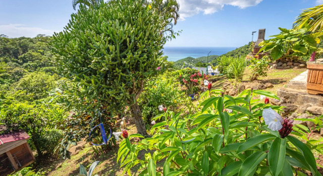 Villa douillette à Deshaies - Vue sur la mer et la montagne - 96 m², Réserver Complexe hôtelier Hôtels resort à Basse-Terre, Complexe hôtelier