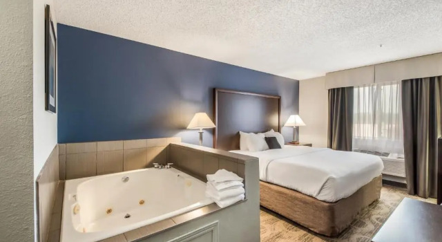 Номер Deluxe Red Lion Inn & Suites Sequim at Olympic National Park