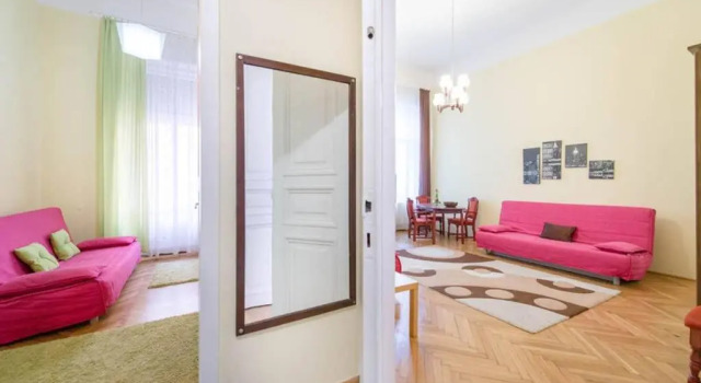 Апартаменты City Center Apartment