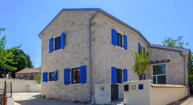 Villa Eni, Book Villa Hotels in Selina with Parking, Parking