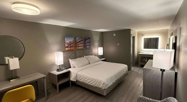Days Inn by Wyndham Kenner/New Orleans Airport South, Забронировать Отель Кеннер Луизиана