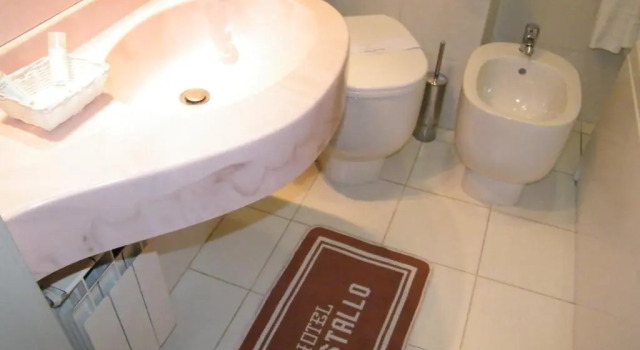 Трёхместный номер Standard Hotel Cristallo