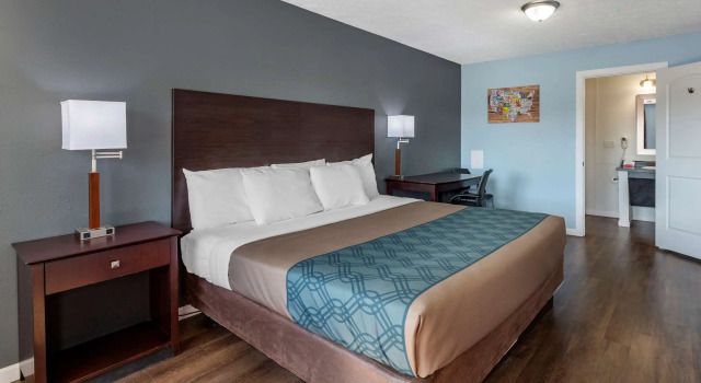 Двухместный номер Standard Econo Lodge Inn & Suites Sandusky South