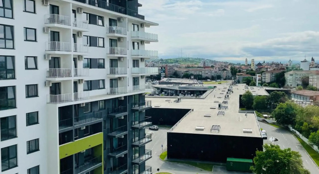 The Palm Apartment - free parking central studio, Varaa Huoneisto Oradea 