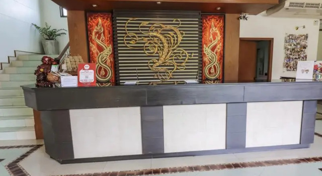 NIDA Rooms Mak Khaeng 253, Varaa Hotelli Hotellit North-Eastern Thailand pysäköinnillä, Pysäköinti