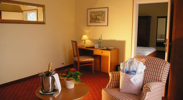 Inselhotel Faakersee, Prenota Hotel Finkenstein am Faaker See Lake Faak