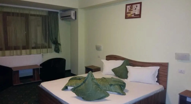 Camera Standard Hotel Corneliuss