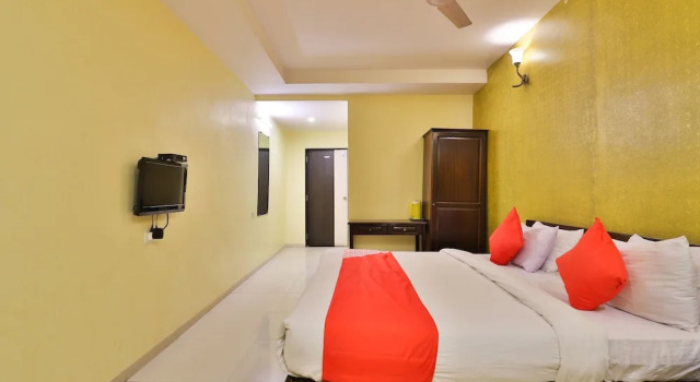 Hotel Shree Plaza, Prenota Hotel Bharuch Gujarat
