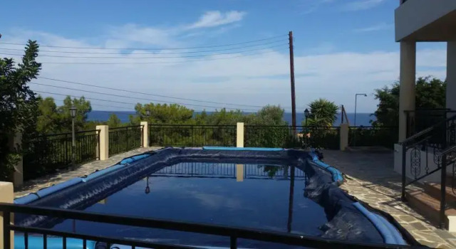 Villa Korona, Prenota Villa Hotel a Neo Chorio con parcheggio, Parcheggio