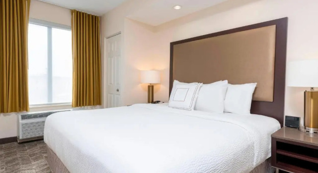 Люкс SpringHill Suites by Marriott Grand Rapids North