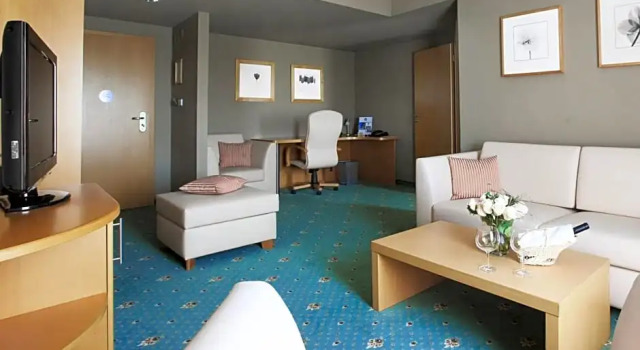 Люкс Standard Hotel Pracharna