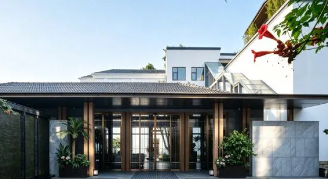 Baoshi Hotel