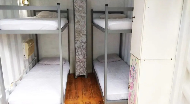 Dom Eco Hostel Containers
