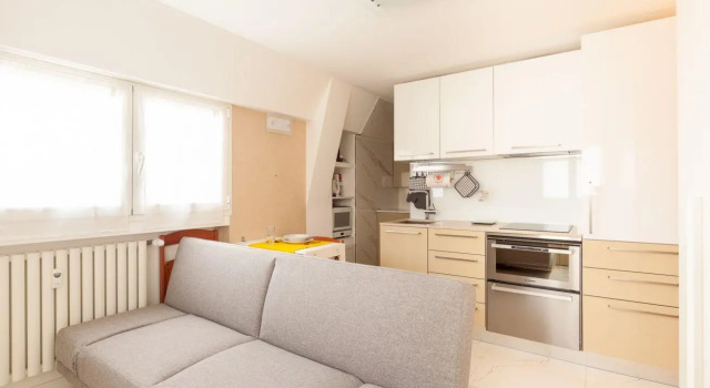 New studio with parking - WiFi - A.C. - Sismondi, Book Hotel Milan Lombardy