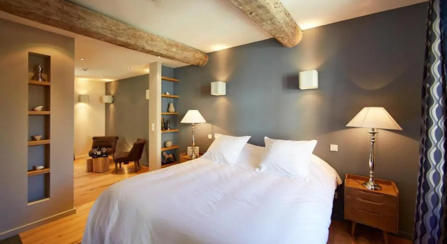 Полулюкс Les Chambres de lOustalet, Chambres dhôtes et Restaurant étoilé