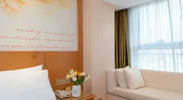 Люкс Deluxe Vienna Hotel (only Henan Film Town in Zhengzhou)