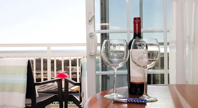 Двухместный номер Standard с видом на океан La Mer Beachfront Resort