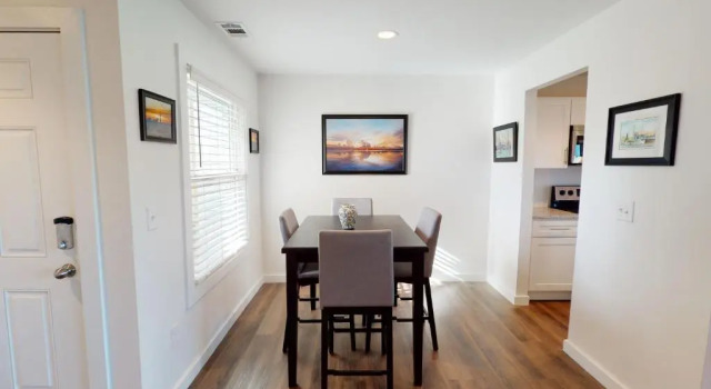 AH-D113 Newly Remodeled First Floor Condo, Near Shared Community Pool