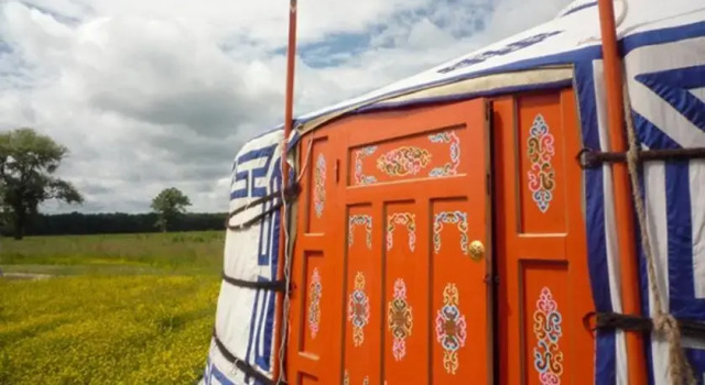 Yourte Nomade-Lodge, Забронировать Отель Ла-Шапель-Готье Seine-et-Marne