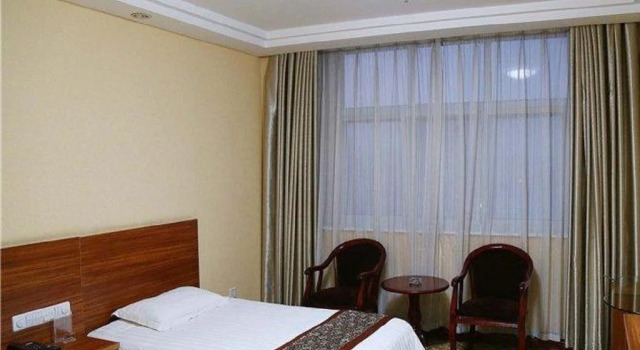 Jining Qianxi Hotel, Prenota Hotel Hotel a Shandong con parcheggio, Parcheggio