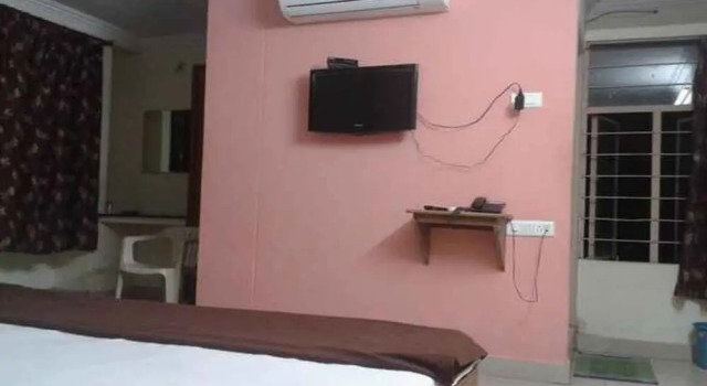Семейный номер Standard Hotel Lakshmi Residency