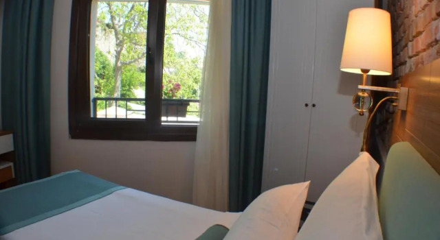 Семейный номер Standard с видом на сад Sardinia Otel