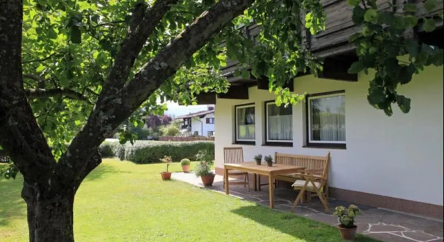 Appartementhaus Schubert, Prenota Hotel Hotel a Tirolo con parcheggio, Parcheggio