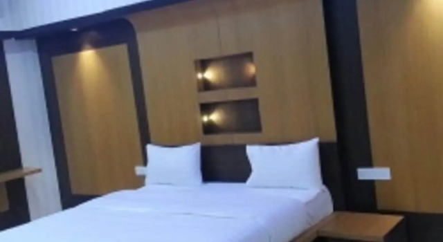 Номер Deluxe Iroomz Hotel SR Grand