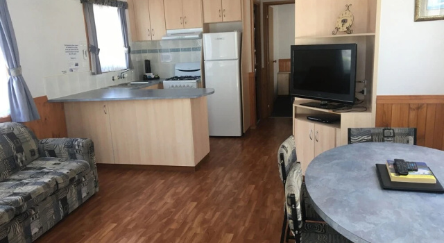 Вилла Superior Albury Holiday Park