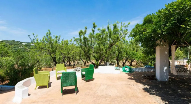 Trulli di Ivana, Rezerwuj Hotel Ostuni Valle d'Itria