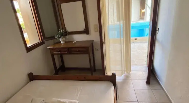 Апартаменты Standard Sirocco Apartments