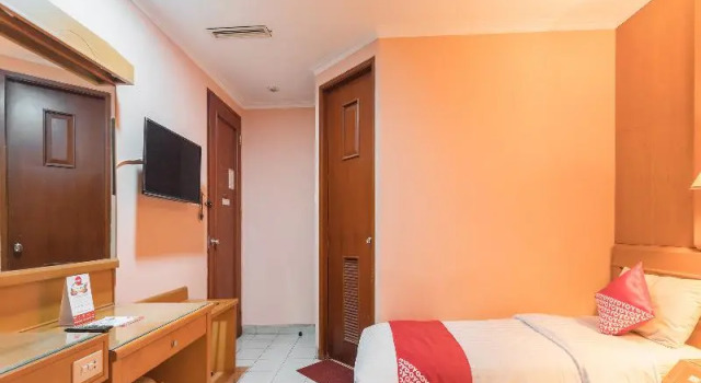 Standart oda OYO 671 Hotel Capitol