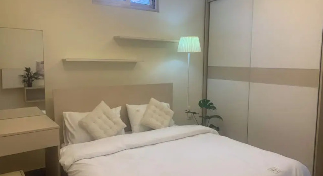 Апартаменты Holly Apartment - Truc Bach Lake