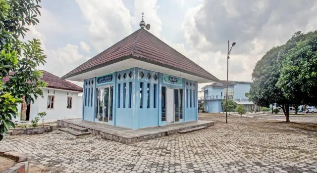 Hotel Sarbini by OYO, Prenota Hotel Bandar Lampung Sumatra