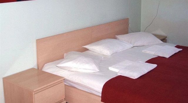 Hotel G9