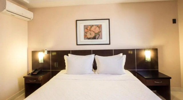 Двухместный номер Standard Crystal Plaza Hotel