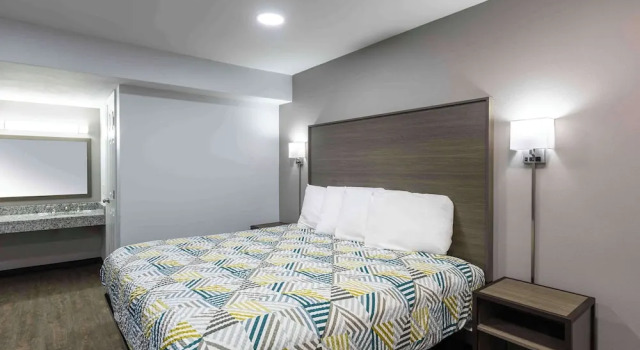 Номер Standard Motel 6 Hickory NC