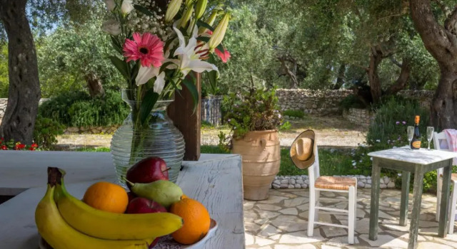 Villa Elaia Suites & Apartments No.7, Book Apartment Gaios Paxoi