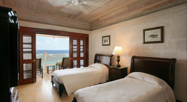 Номер Standard Пентхаус с 2 комнатами с балконом и с видом на океан Hilton Grand Vacations Club The Crane Barbados
