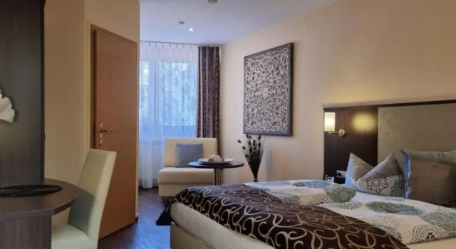 Трёхместный номер Standard Hotel Engel