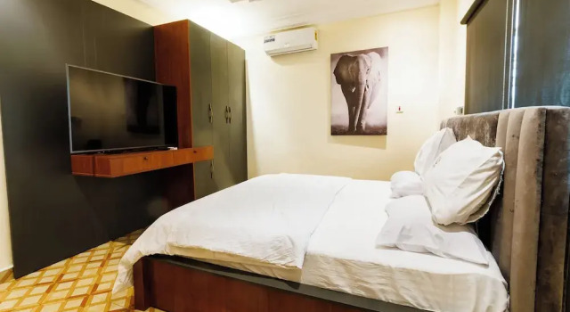 Апартаменты Superior Bawuah Royal Apartments