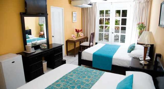 Четырёхместный номер Standard с балконом Terra Linda Resort